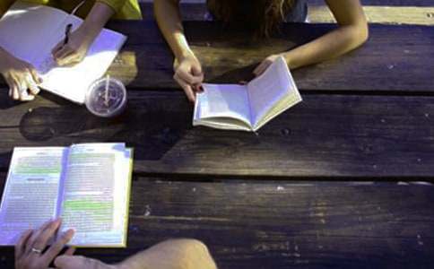 �йش�ѧ���ı�ҵ����