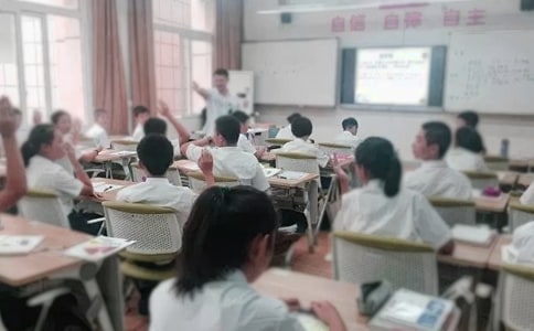 (优)教学质量分析会发言稿