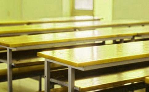 �йظж�ĸУ�ݽ��巶����ƪ