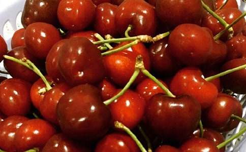 ���ٽ��ɡ�ӣ���価����ȥ���Ķ��𰸼�����