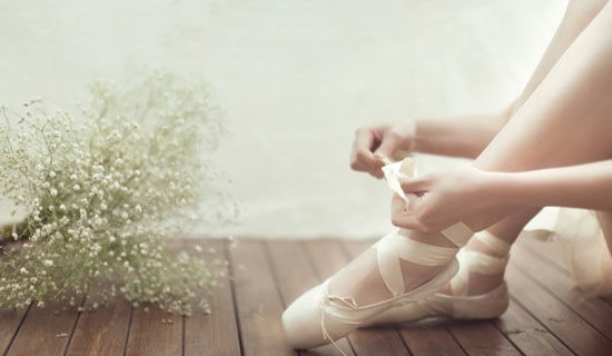 ����СӢ�ۺͰ��ٹ������и�