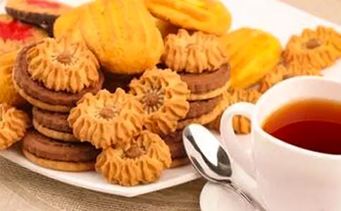 职场上如何做好夹心饼干